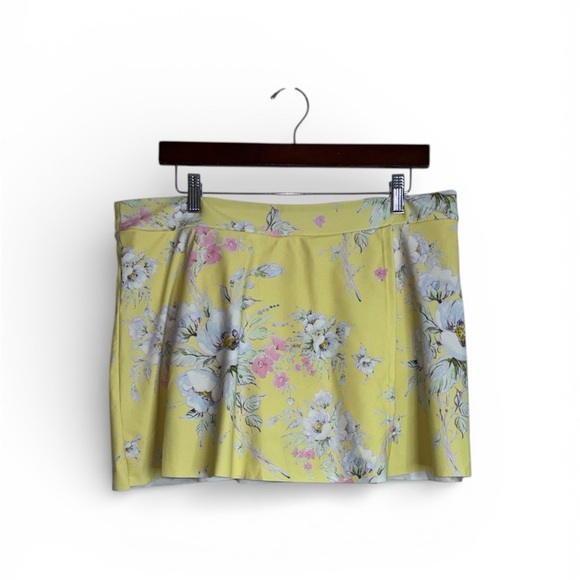 Other - 💐3/$15 Floral Yellow Bathing Suit Bottom Skirt